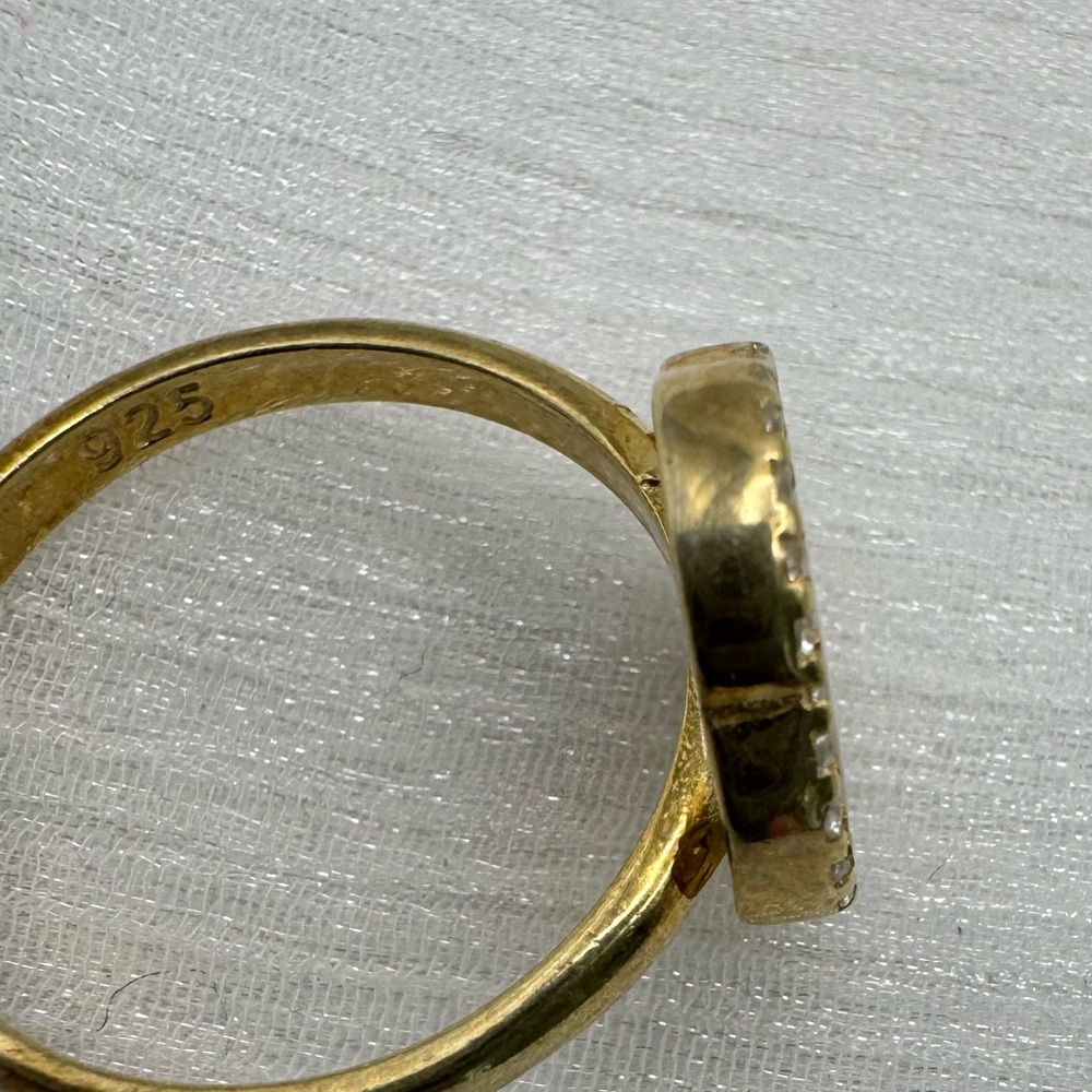 S925 Emma Gold Mother of Pearl Pavé Clover Ring - Picture 4 of 4